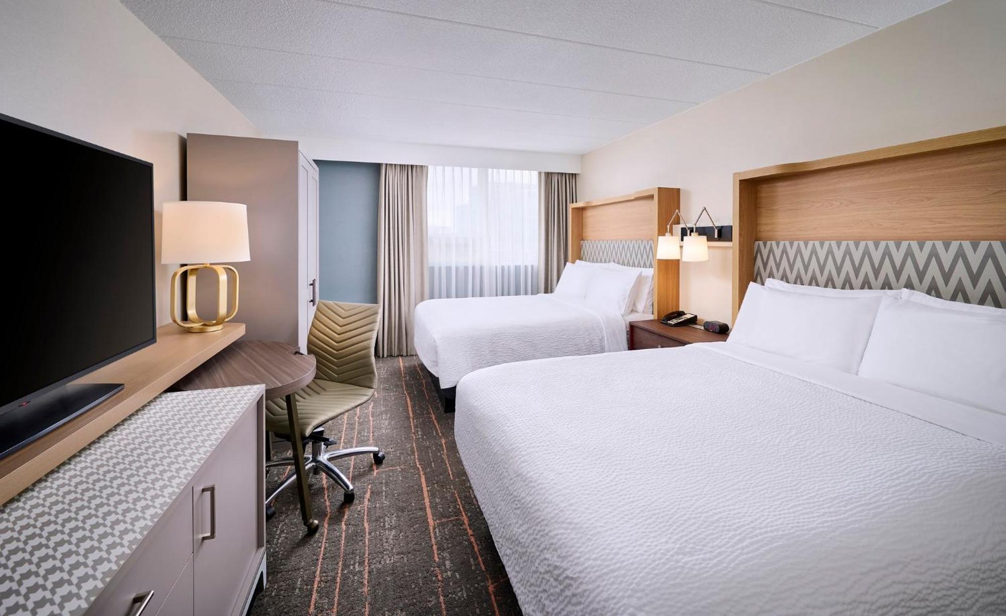 Holiday Inn Burlington Conference Centre By Ihg Buitenkant foto