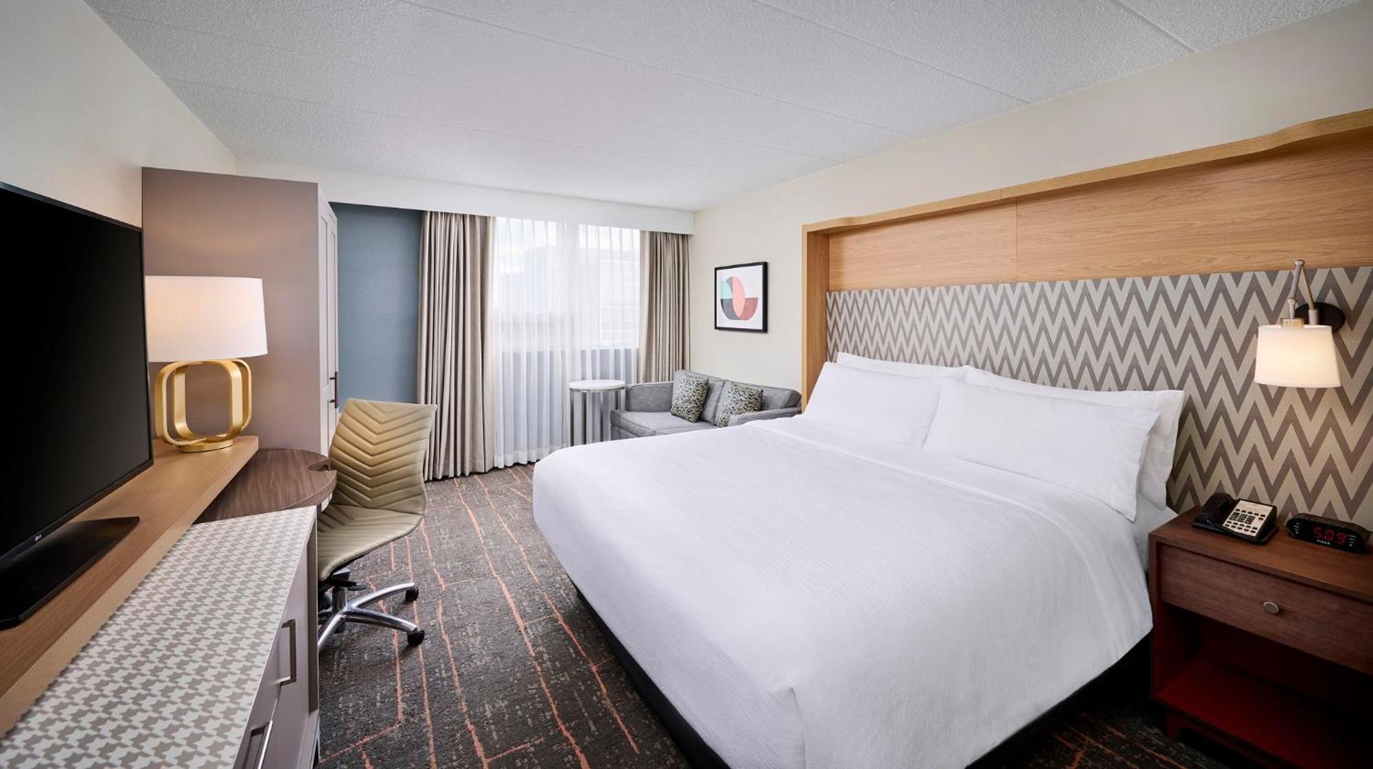 Holiday Inn Burlington Conference Centre By Ihg Buitenkant foto