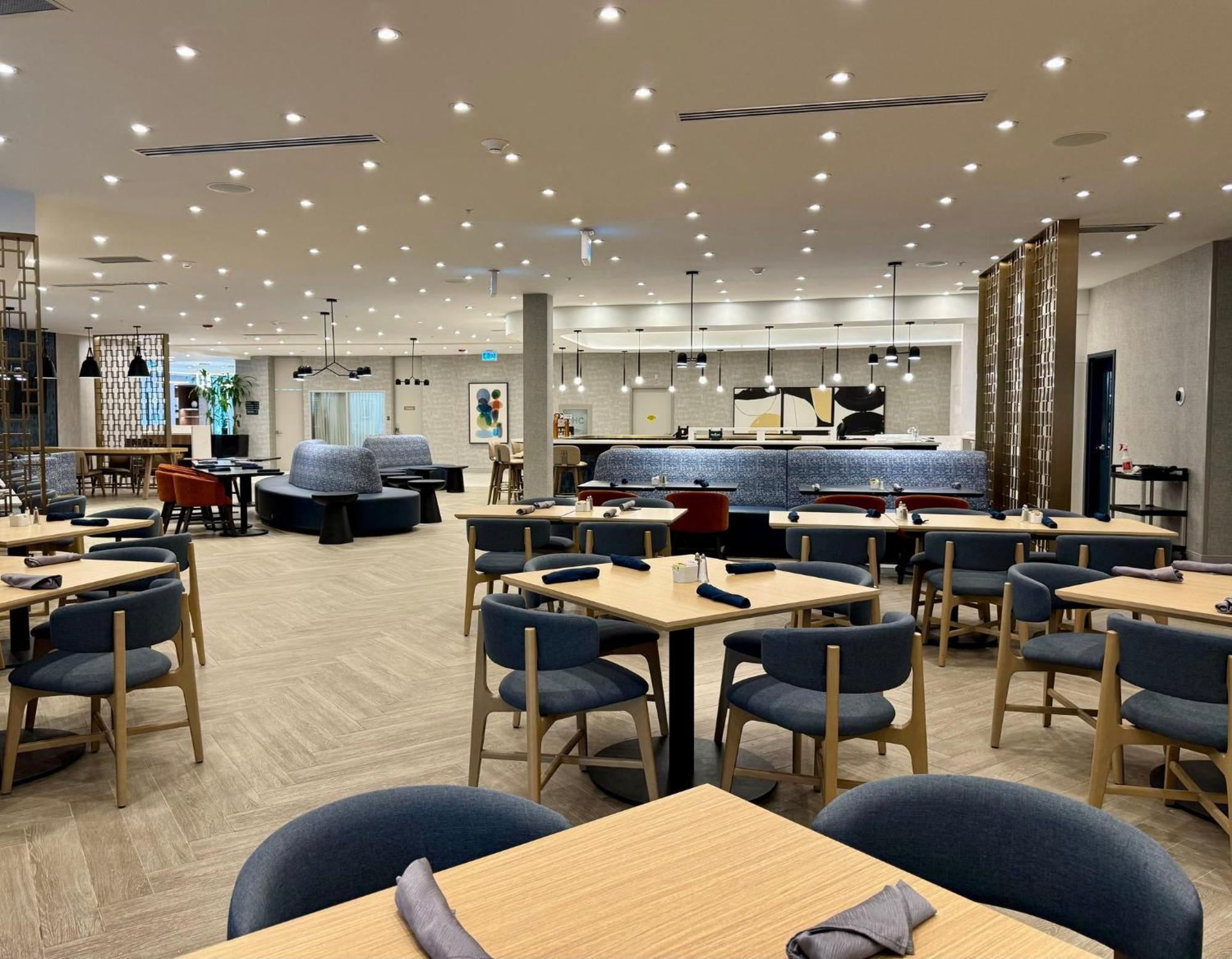 Holiday Inn Burlington Conference Centre By Ihg Buitenkant foto