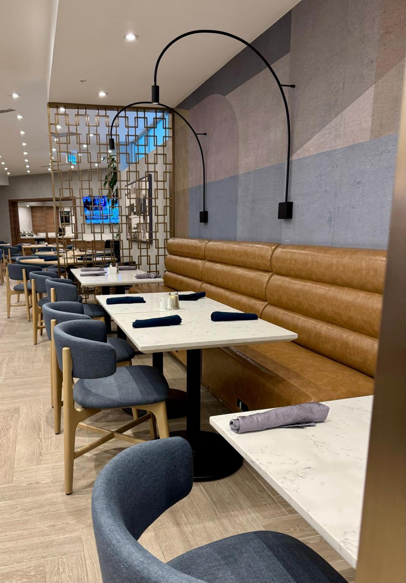 Holiday Inn Burlington Conference Centre By Ihg Buitenkant foto